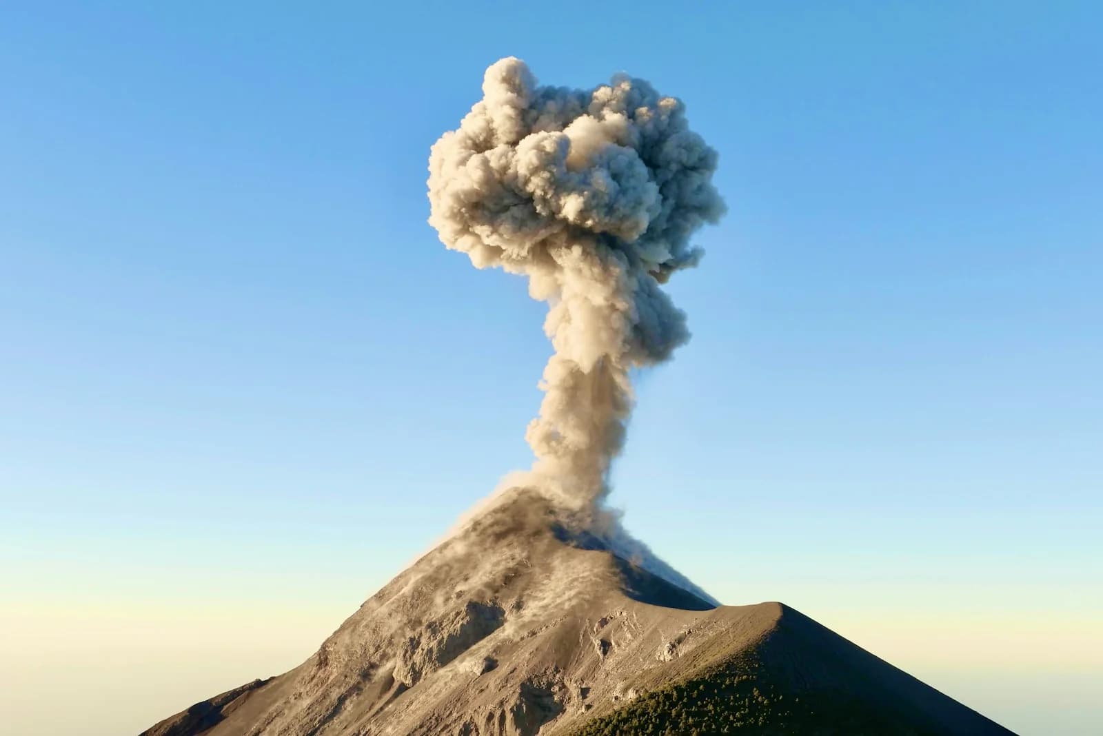 Mayon Erupted Twice More Yesterday. Bicol Hotels Are Pitching the Wrong Product.