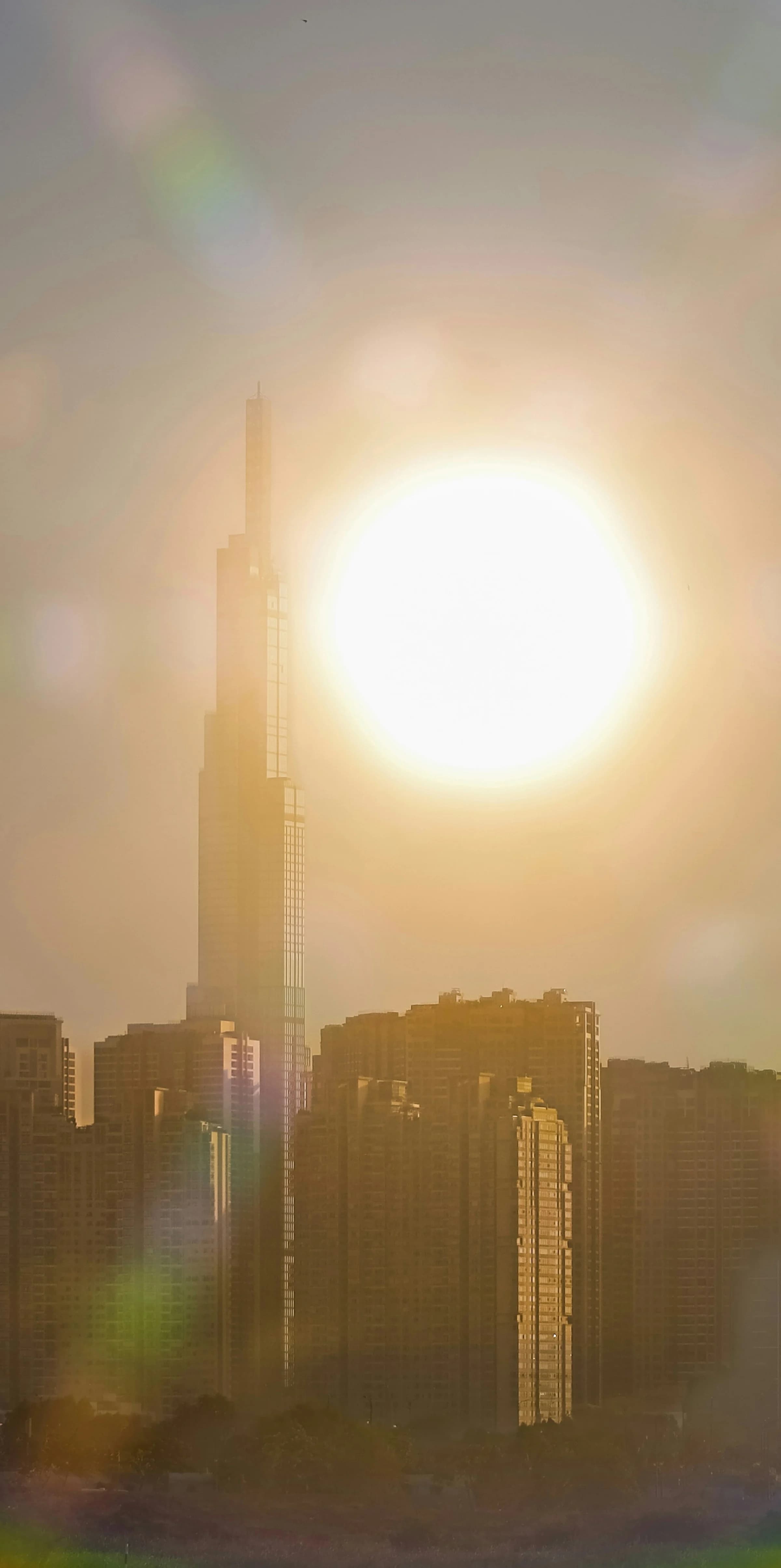 A 250-Million-Person Heat Dome Just Landed on Your Best Week. Most US Hotels Will Treat It Like a Maintenance Ticket.